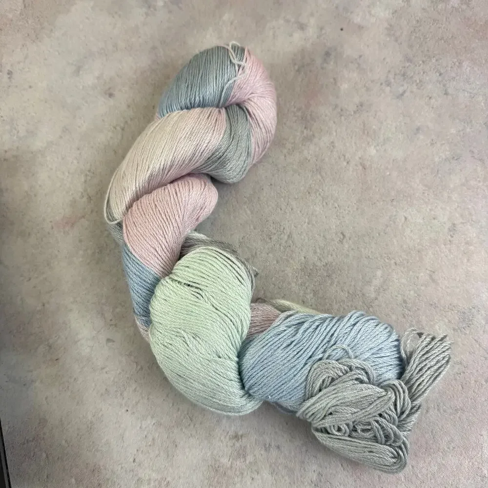 Yarn Sisters weight box